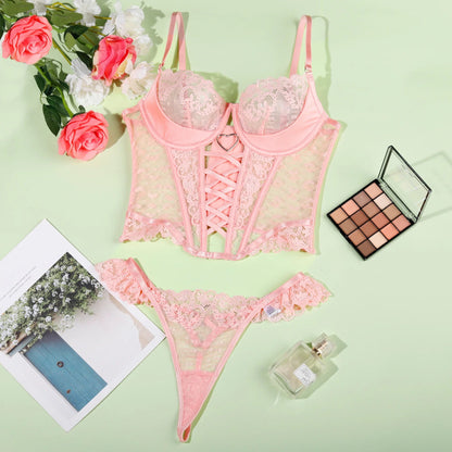 Découvrez Douce Obsession – Ensemble Corset Cœur & Dentelle - Chez intimesa